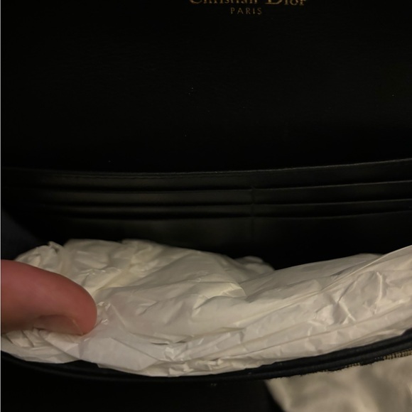 DIOR saddle wallet on chain - Picture 4 of 6